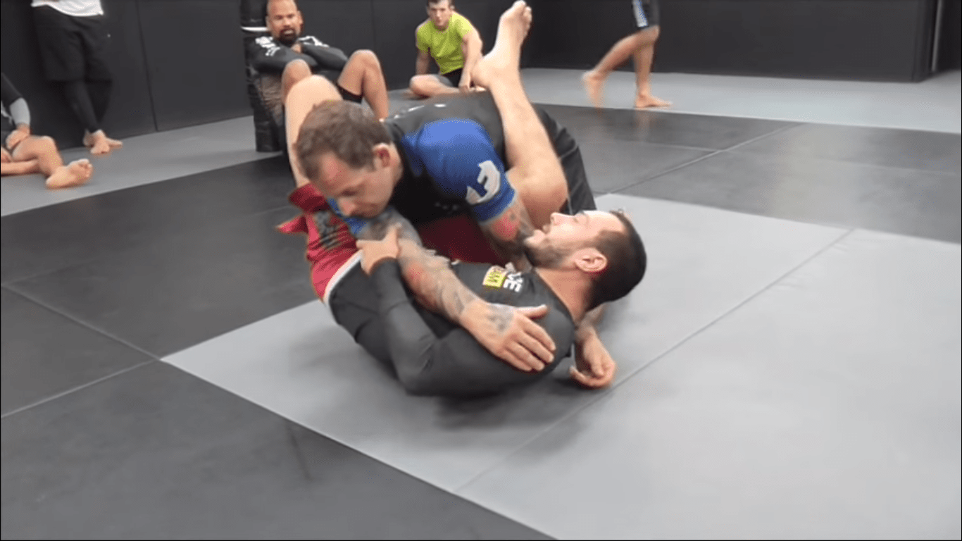 How To Do The Pendulum Sweep In BJJ - BjjTribes