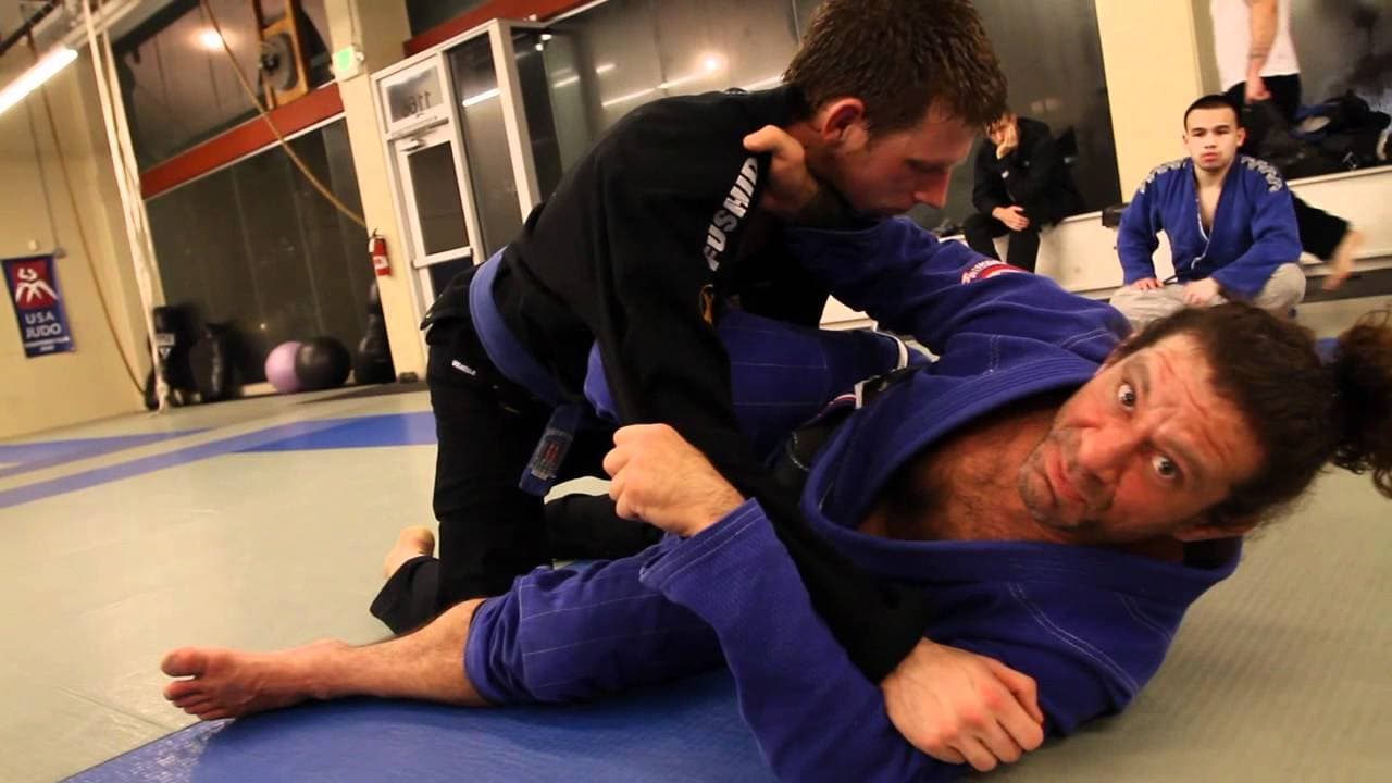 How to do the Scissor Sweep in BJJ - BjjTribes